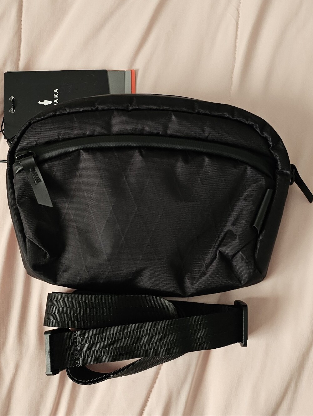 Alpaka Flight Sling 1L Crossbody, NWT